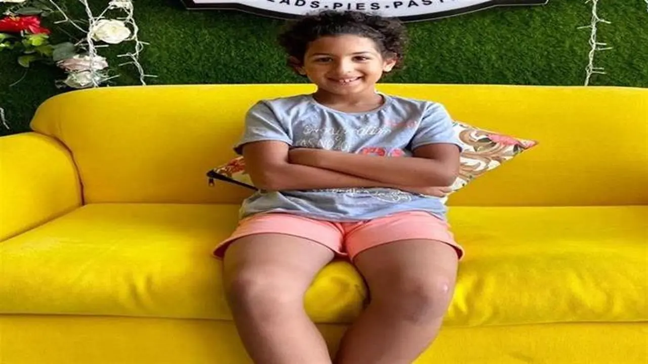 انهيار والدة السباح يوسف محمد بعد فقدانه وعزمها على المطالبة بحق ابنها